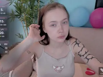 Bongacams Live Sex Cam of DragonFlya