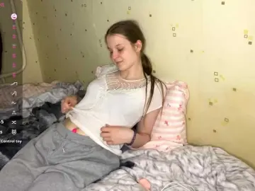 Bongacams Live Porn of KiaraBasbas