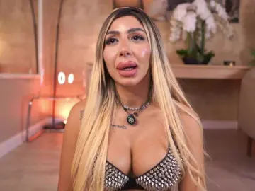 Bongacams Live Porn of LucyyRosse
