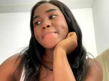 Bongacams Watch Live Sex Cams of Girlstrong