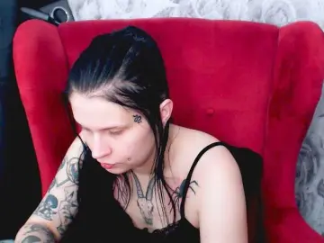 Bongacams Sex Cam of CleaTattoo