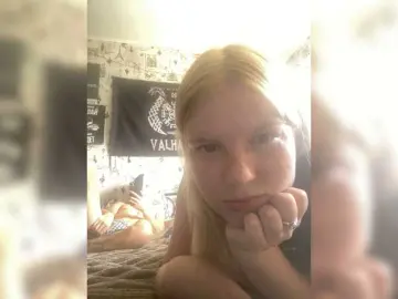 Bongacams Free Live Porn of NIKADELE