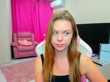 Bongacams Free Live Porn of Strawberrye