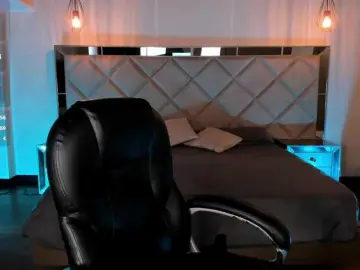 Bongacams Free Live Porn of MiaLaurence