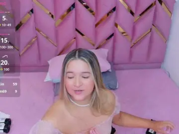 Bongacams Nude Webcam of collegepawglovedaddy