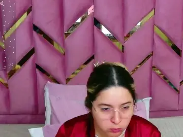 Bongacams Adult Webcam of collegepawglovedaddy
