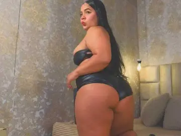 Bongacams Free Live Porn of emilyqueen3xx