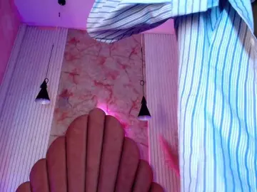 Bongacams Watch Live Sex Cams of Sofi-Thomas