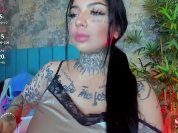 Bongacams Nude Webcam of CreamyInk