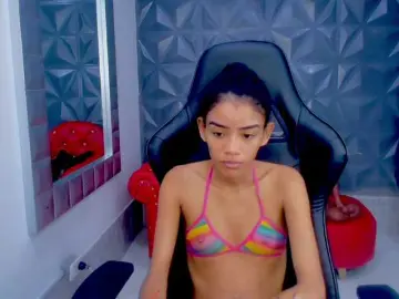 Bongacams Adult Video Chat of adissonpetite