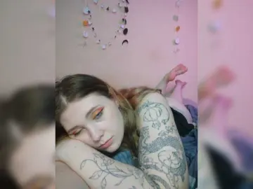 Bongacams Watch Live Sex Cams of foxyarty