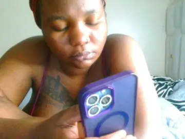 Bongacams Best live sex cam show of bustymelons69