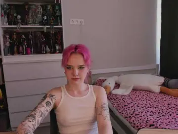 Bongacams Sex Cam of Cool-Love