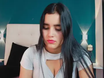 Bongacams Private Sex Chat of MiiaaCarter