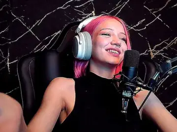 Bongacams Live Sex Cam of Molodaya