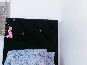 Bongacams Watch Live Sex Cams of friendsmom