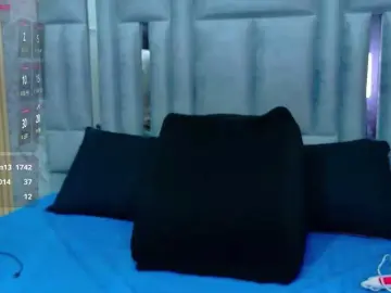 Bongacams Best live sex cam show of friendsmom