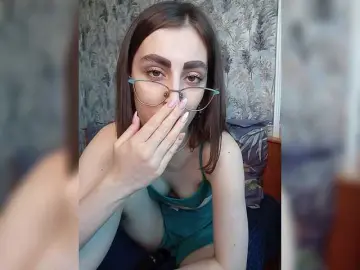 Bongacams Private Sex Chat of kiska-kira