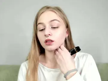 Bongacams Sex Cam of MiaMeowa