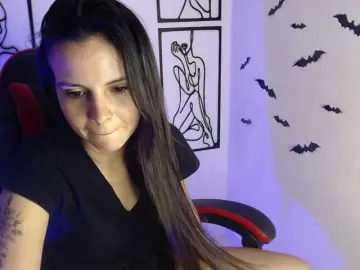 Bongacams Watch Live Sex Cams of MiaRobinn