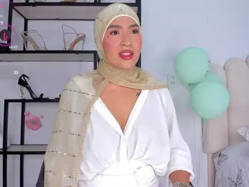Bongacams Nude Webcam of Amira-zahra
