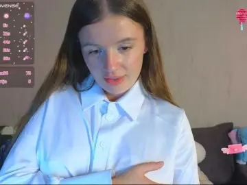 Bongacams Live Sex Cam of Rosalinelov