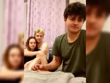 Bongacams Watch Live Sex Cams of gray-couple