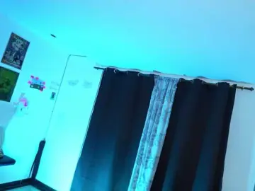 Bongacams Watch Live Sex Cams of Laramucci1
