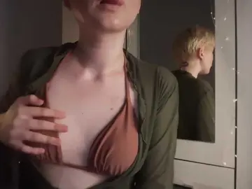 Bongacams Sex Cam of Larast