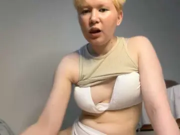 Bongacams Live Sex Cam of Larast