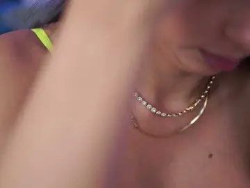 Bongacams Private Sex Chat of AishaBee