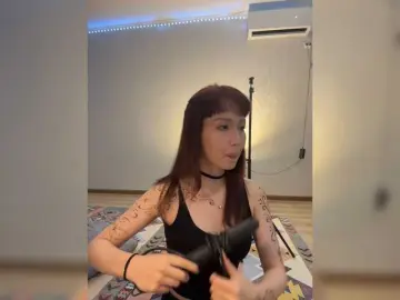 Bongacams Free Porn Cam of CrazyAleona