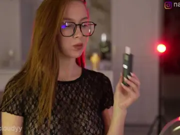 Bongacams Adult Video Chat of WhoreRobot