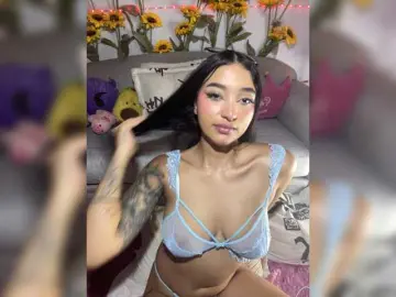 Bongacams Nude Webcam of CarolSanz