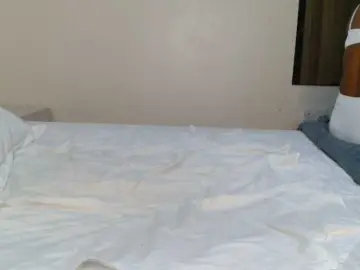 Bongacams Watch Live Sex Cams of Hairycreamer