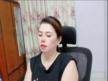 Bongacams Live Sex Cam of Lindahot69