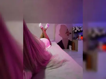 Bongacams Free Live Porn of HollyPolly111