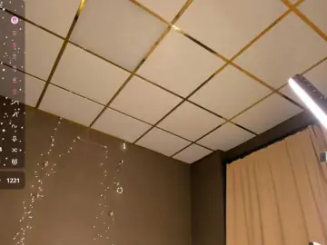 Bongacams Live Sex Cam of Gentle-Sine