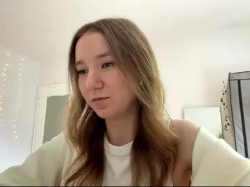 Bongacams Free Live Porn of lisasmall