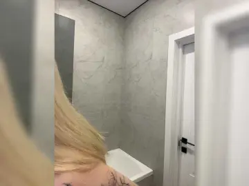 Bongacams Sex Cam of EwaBrown