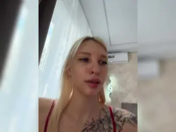 Bongacams Live Sex of EwaBrown