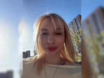 Bongacams Adult Video Chat of EwaBrown