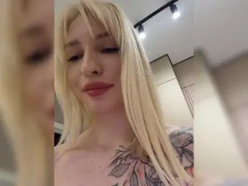 Bongacams Sex Chat of EwaBrown