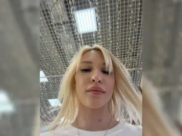 Bongacams Nude Webcam of EwaBrown