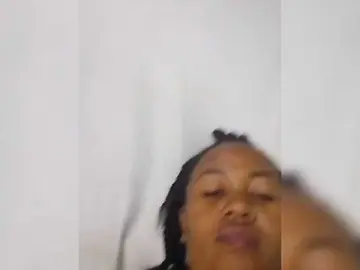 Bongacams Watch Live Sex Cams of RaJeanne