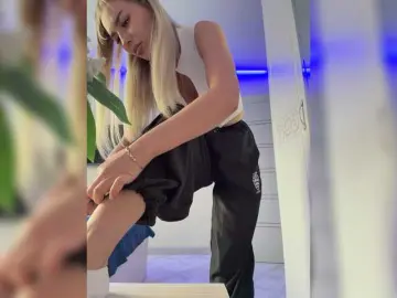 Bongacams Free Live Porn of Lovensesgirl