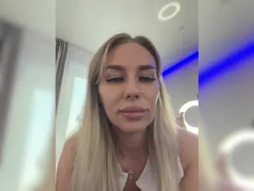 Bongacams Best live sex cam show of Lovensesgirl
