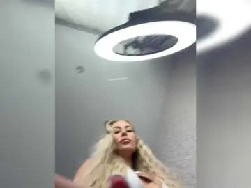 Bongacams Best live sex cam show of Lovensesgirl