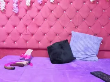 Bongacams Adult Webcams of SquirtDirty