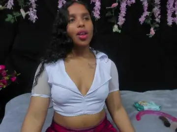 Bongacams Free Live Porn of SquirtDirty